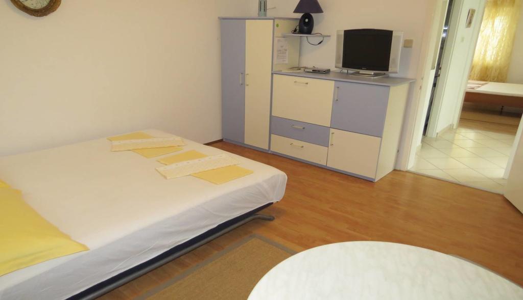 Apartments Corluka Baška Voda Dış mekan fotoğraf
